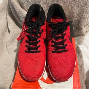 2017 Nike Air Max Size 8.5 Red